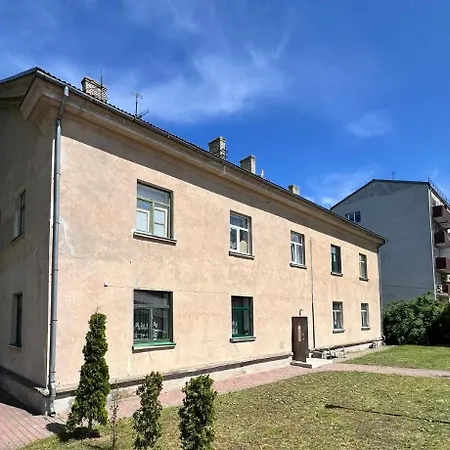 Blakus Bernu Pilsetinai Un Pludmalei 公寓 *